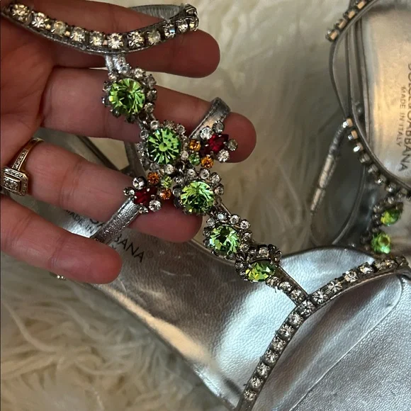 Dolce & Gabbana Silver Jeweled T-Strap Sandals with Green and Red Crystals 8.5 - Picture 2 of 8